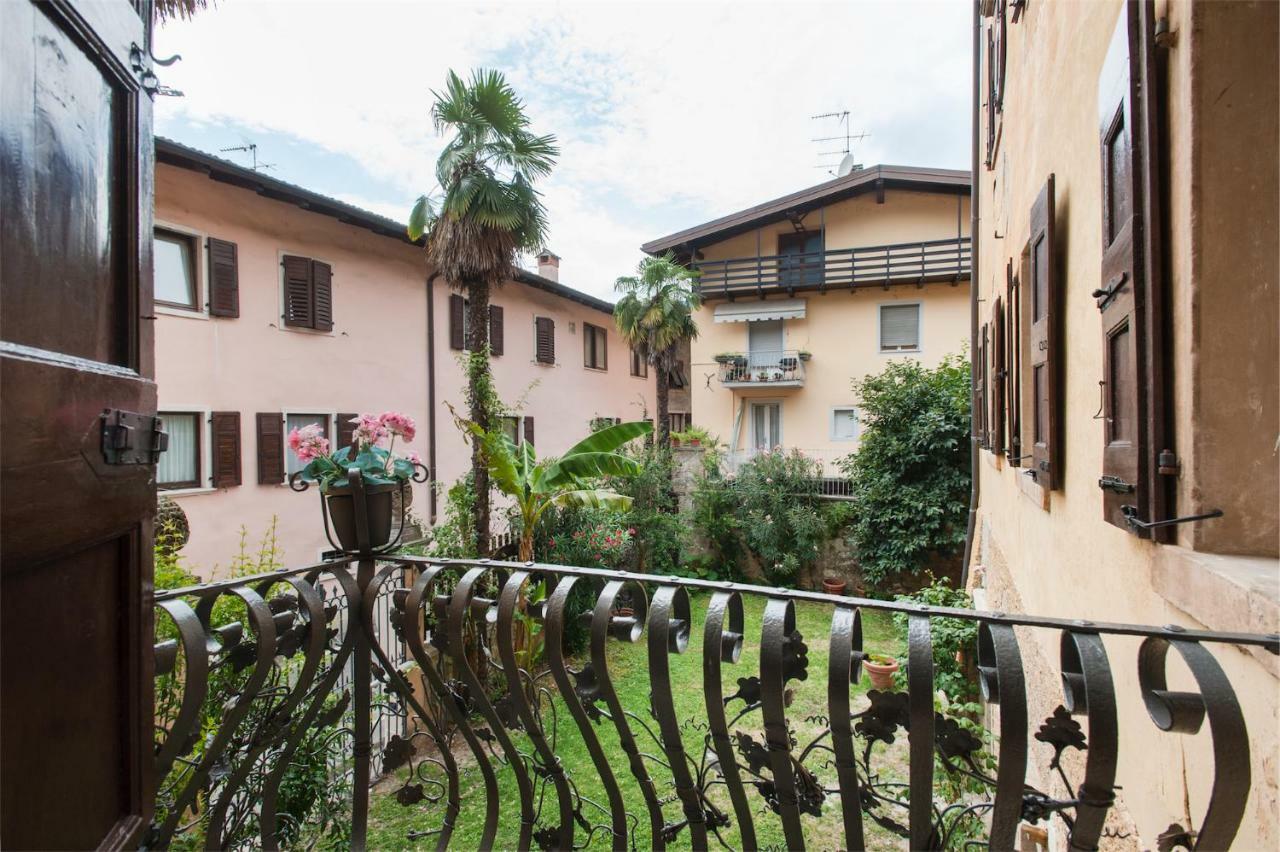 Dimora Storica Caproni Apartment Arco